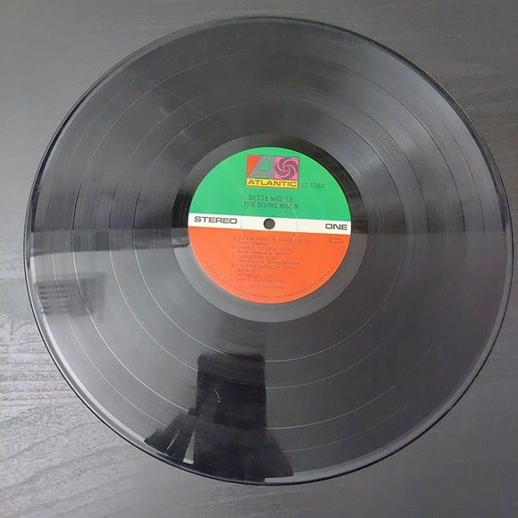 The Divine Miss M by Bette Midler LP Vinyl Record 1972 Atlantic SD 7238 - Picture 6 of 9